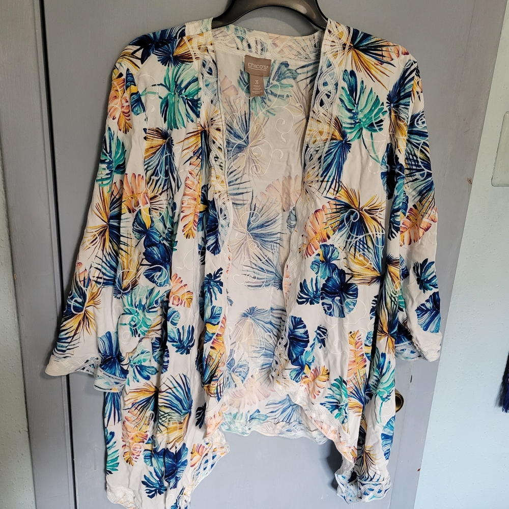 Chicos Size 3 Tropical Floral Kimono Cover-Up